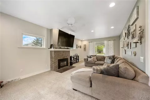 Living - 78 Seneca Ave, Oneida, NY 13421 photo 1 of 1