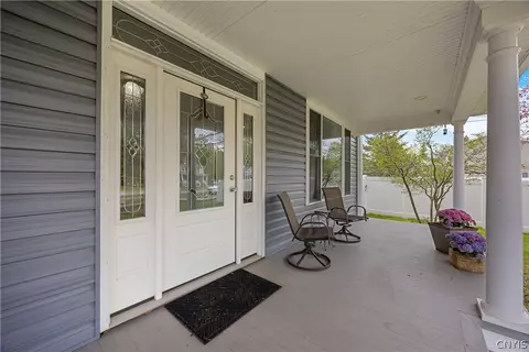 Exterior - 78 Seneca Ave, Oneida, NY 13421 photo 2 of 3