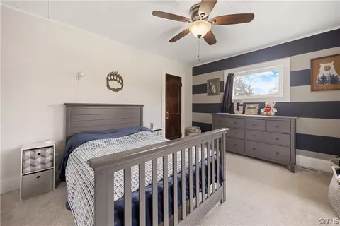 Bedroom - 78 Seneca Ave, Oneida, NY 13421 photo 2 of 3