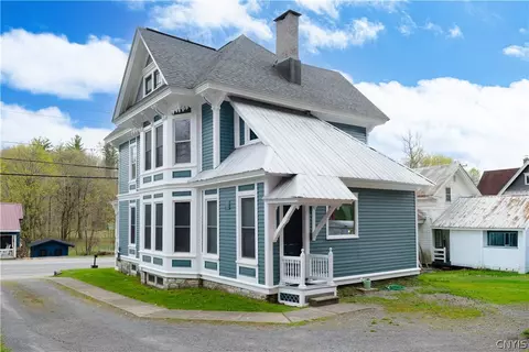 Exterior - 429 Main St, Russia, NY 13324 photo 3 of 9