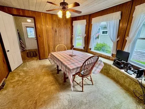 Dining - 526 Broadway, Oneida, NY 13421 photo 1 of 2