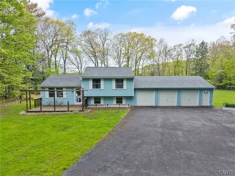 1555 Connors Rd, Van Buren, NY 13027