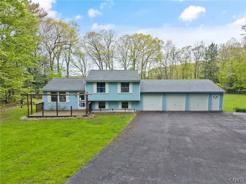 1555 Connors Rd, Van Buren, NY 13027
