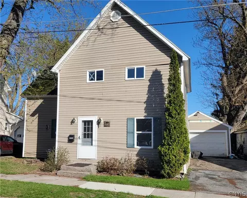 620 Mohawk St, Watertown, NY 13601