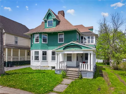 1430 Oneida St, Utica, NY 13501