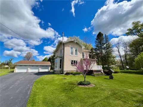 12300 Old State Rd, Victory, NY 13033