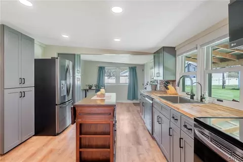 Kitchen - 2195 Kellogg Rd, Lysander, NY 13027 photo 5 of 5