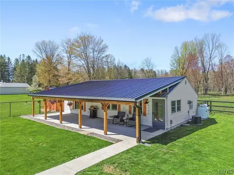 Exterior - 2195 Kellogg Rd, Lysander, NY 13027 photo 9 of 9