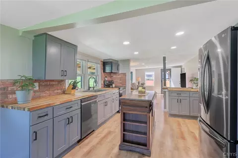 Kitchen - 2195 Kellogg Rd, Lysander, NY 13027 photo 1 of 5