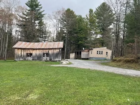 2782 Edmonds Rd, Boonville, NY 13309