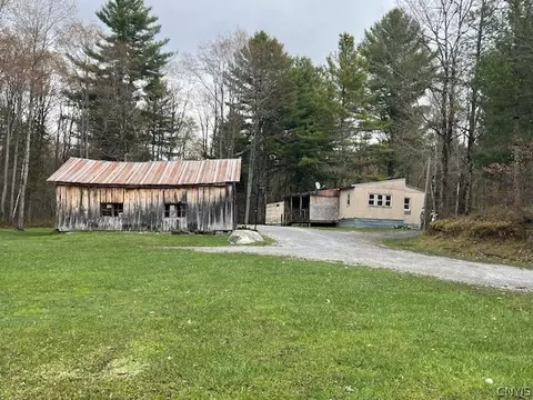 2782 Edmonds Rd, Boonville, NY 13309