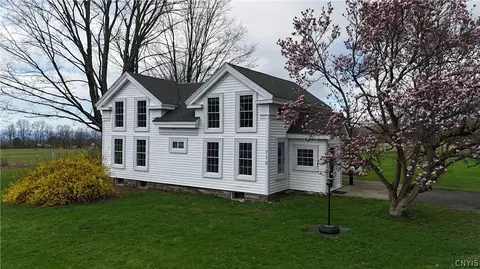 210 Mount Pleasant Rd, Ithaca, NY 14850