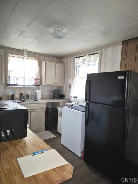 Kitchen - 9455 Boyd Rd, Annsville, NY 13471 photo 1 of 3
