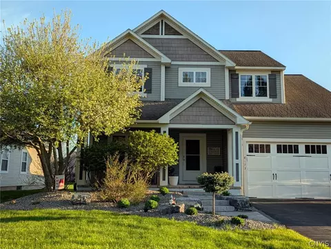 8173 Whitman Way, Liverpool, NY 13090
