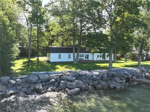 22341 Luff Shores Ln, Lyme, NY 13693