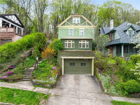 114 Scottholm, Syracuse, NY 13224