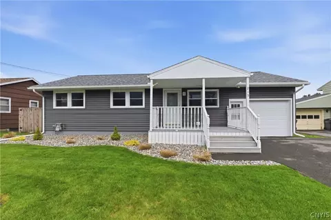 215 Crossgates Rd, Rome, NY 13440