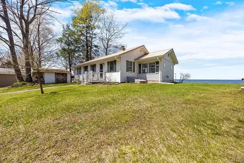 262 Butterfly Shrs, Mexico, NY 13114