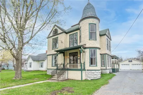 11853 State Route 12e, Lyme, NY 13622
