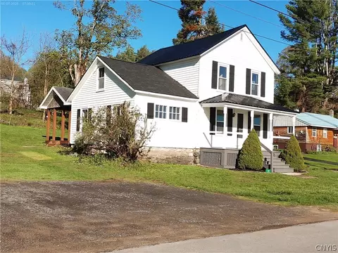 119 Vanderkemp Ave, Trenton, NY 13304