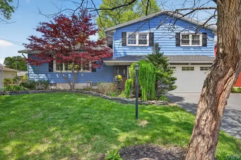 5087 Jennifer Dr, Syracuse, NY 13212