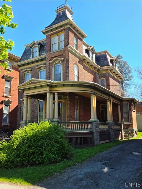 404 Rutger St, Utica, NY 13501
