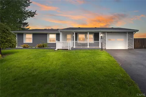 4763 Rosemary Ln, Clay, NY 13088