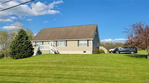 229 Gulf Hill Rd, Freeville, NY 13068