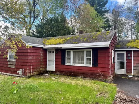 7723 Maple Rd, Van Buren, NY 13027