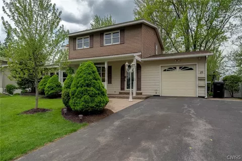 119 Floradale Rd, Salina, NY 13088