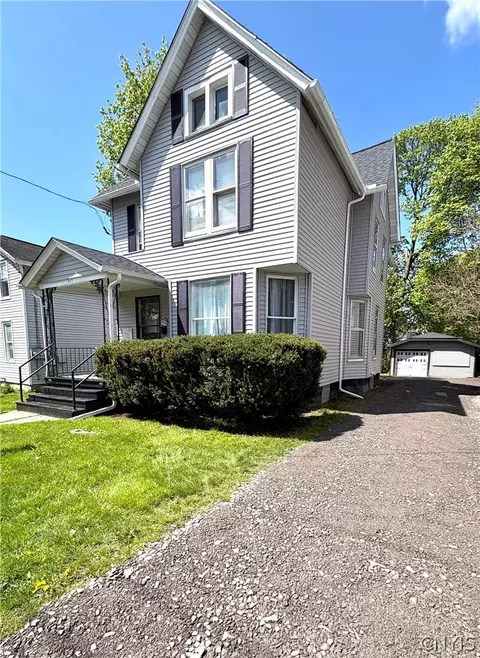 217 Janet St, Auburn, NY 13021