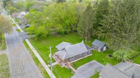 View/Area - 79 E Oneida St, Lysander, NY 13027 photo 2 of 3
