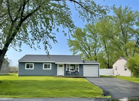 7895 Pegler Blvd, Bridgeport, NY 13030
