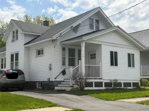 1165 Hammond Ave, Utica, NY 13501