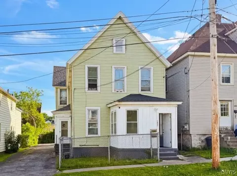 1023 Wager St, Utica, NY 13502