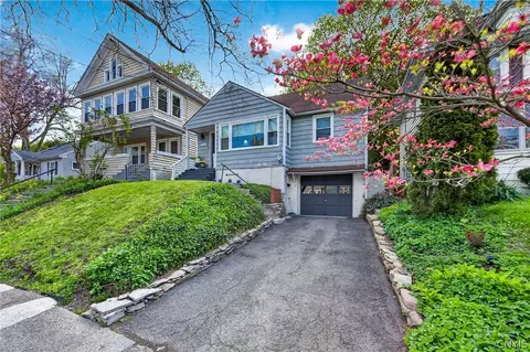 321 Wolcott Ave, Syracuse, NY 13207