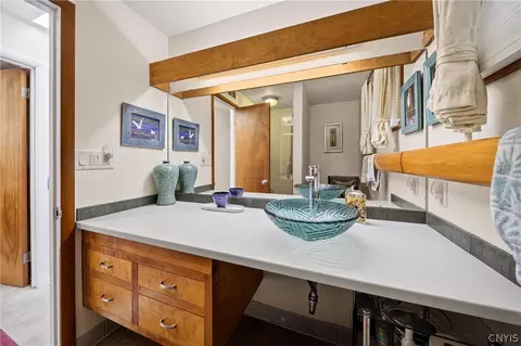 Bath - 327 Kimber Rd, Syracuse, NY 13224 photo 3 of 5