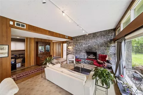 Living - 327 Kimber Rd, Syracuse, NY 13224 photo 3 of 5