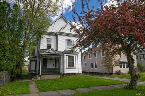 134 Whitesboro St, Whitestown, NY 13495