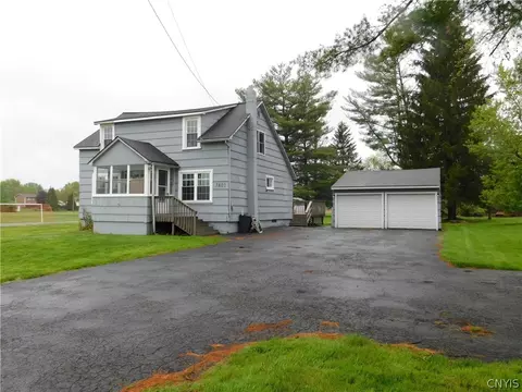 7801 Morgan Rd, Liverpool, NY 13090