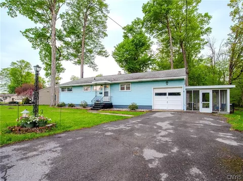2103 Bedford St, Rome, NY 13440