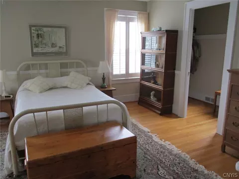 Bedroom - 460 Brattle Rd, Syracuse, NY 13203 photo 1 of 5