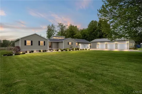 8205 Kirkville Rd, Kirkville, NY 13082