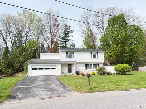 7637 Sandy Ln, North Syracuse, NY 13212