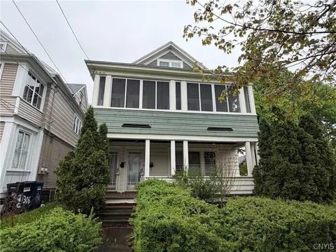 1300-1302 Oak St, Syracuse, NY 13203