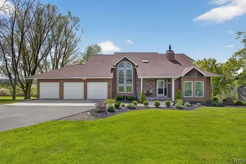 6313 E Lake Rd, Owasco, NY 13021