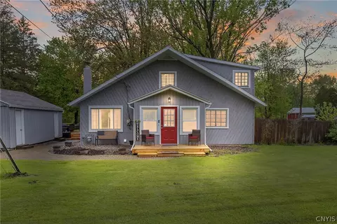 8355 Tuttle Rd, Bridgeport, NY 13030