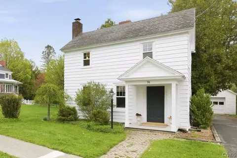 98 Lincklaen St, Cazenovia, NY 13035