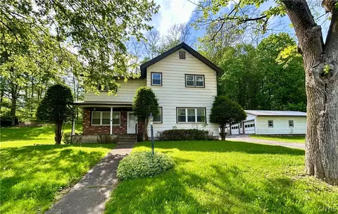 57 N Main St, New Berlin, NY 13411