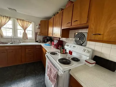 Kitchen - 3835 Prospect St, Oneida, NY 13421 photo 7 of 8